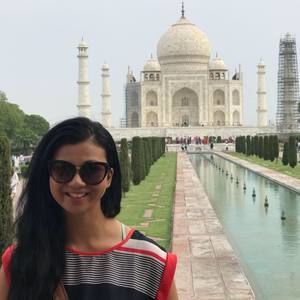 Meet your Posher, Joycee